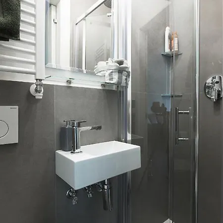 Stylish Flat With Garden * Rzym