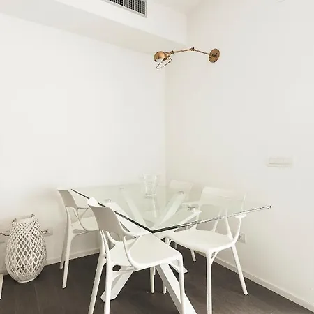 Stylish Flat With Garden Rzym